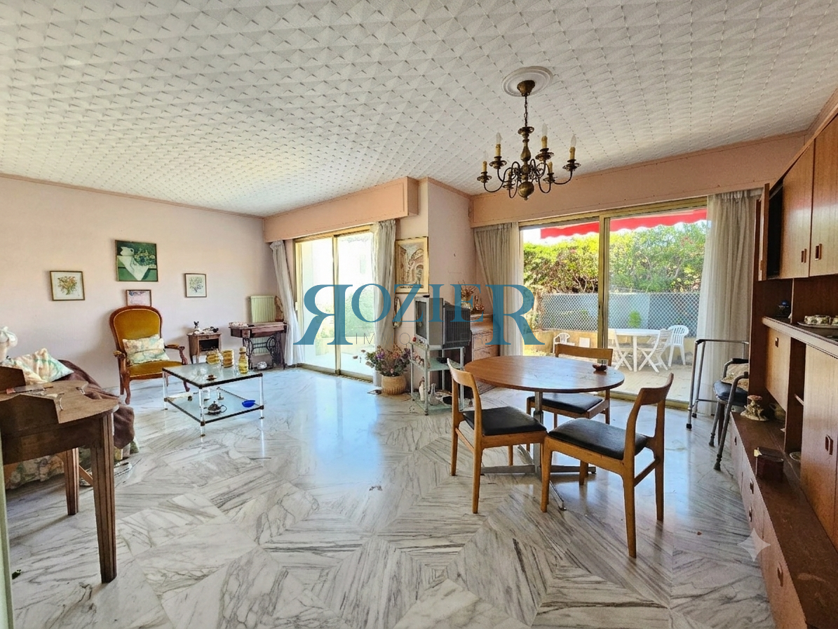 SALIS DEBUT CAP ANTIBES 2 PIECES EN REZ DE JARDIN 59M2 TRANS